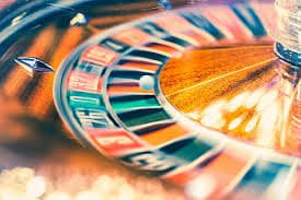 Mobile live casino feature cards arranged for Bangladesh users